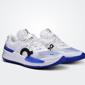 The Roger Pro 2 Sneakers - White and Indigo. New!